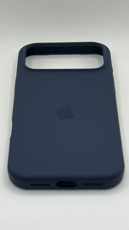 بوشيط سيليكون حماية أنيقة ولمسة ناعمة(IPHONE 17 PRO MAX)