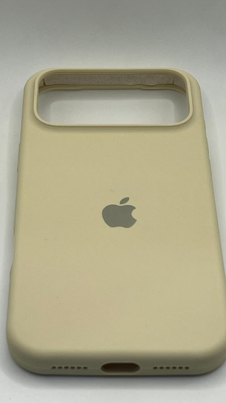 بوشيط سيليكون حماية أنيقة ولمسة ناعمة(IPHONE 17 PRO MAX)