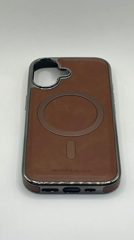 بوشيط جلد طبيعي فاخر للآيفون  تصميم أنيق وحماية متكاملة(IPHONE 17 NORMAL)