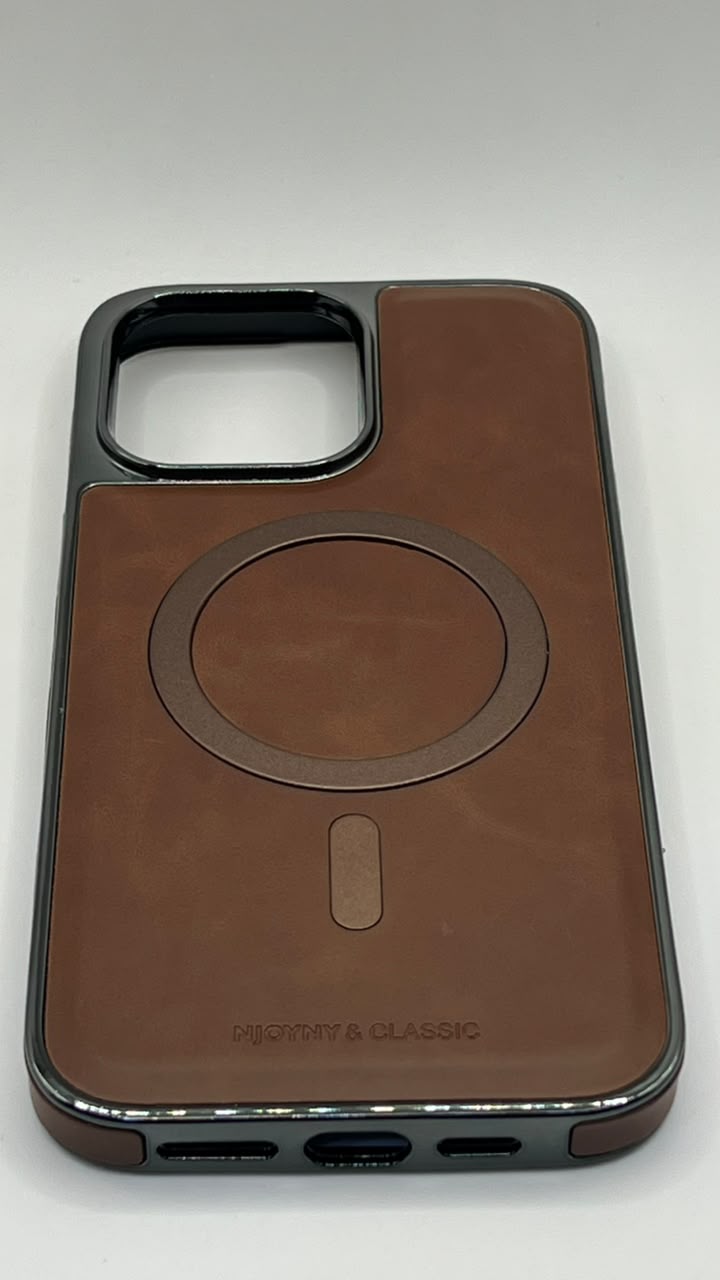بوشيط جلد طبيعي فاخر للآيفون  تصميم أنيق وحماية متكاملة(IPHONE 14 PRO MAX)