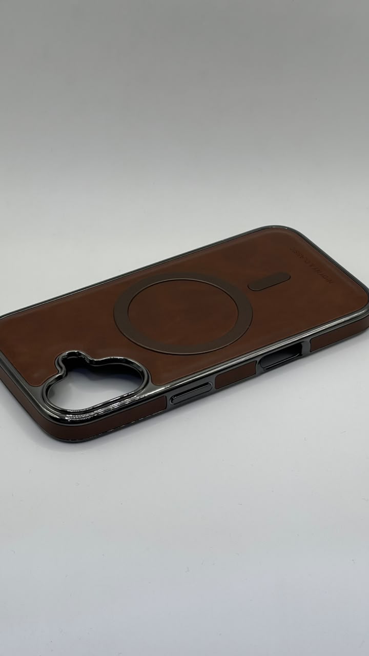 بوشيط جلد طبيعي فاخر للآيفون  تصميم أنيق وحماية متكاملة(IPHONE 17 NORMAL)
