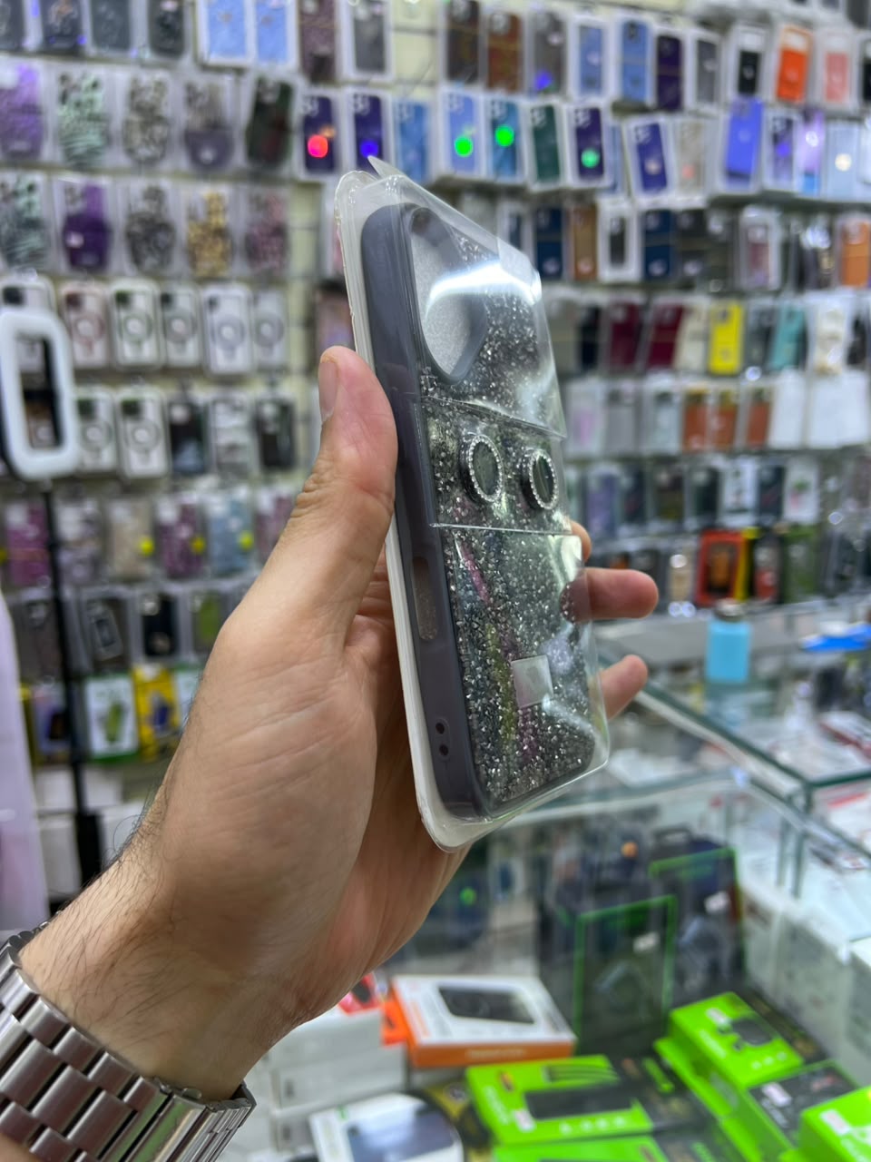 ✨ بوشيط آيفون فاخر لامع مع حماية عدسات الكاميرا تصميم أنيق ومميز ✨(IPHONE 16 NORMAL)