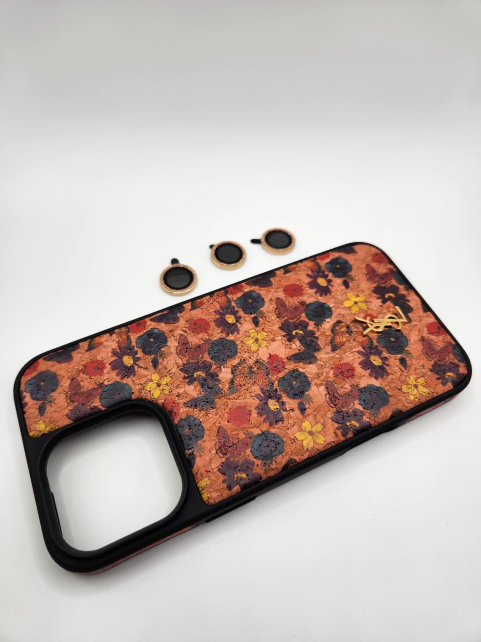 Coque Luxe Fleurie & Papillons – Compatible iPhone 16 pro max