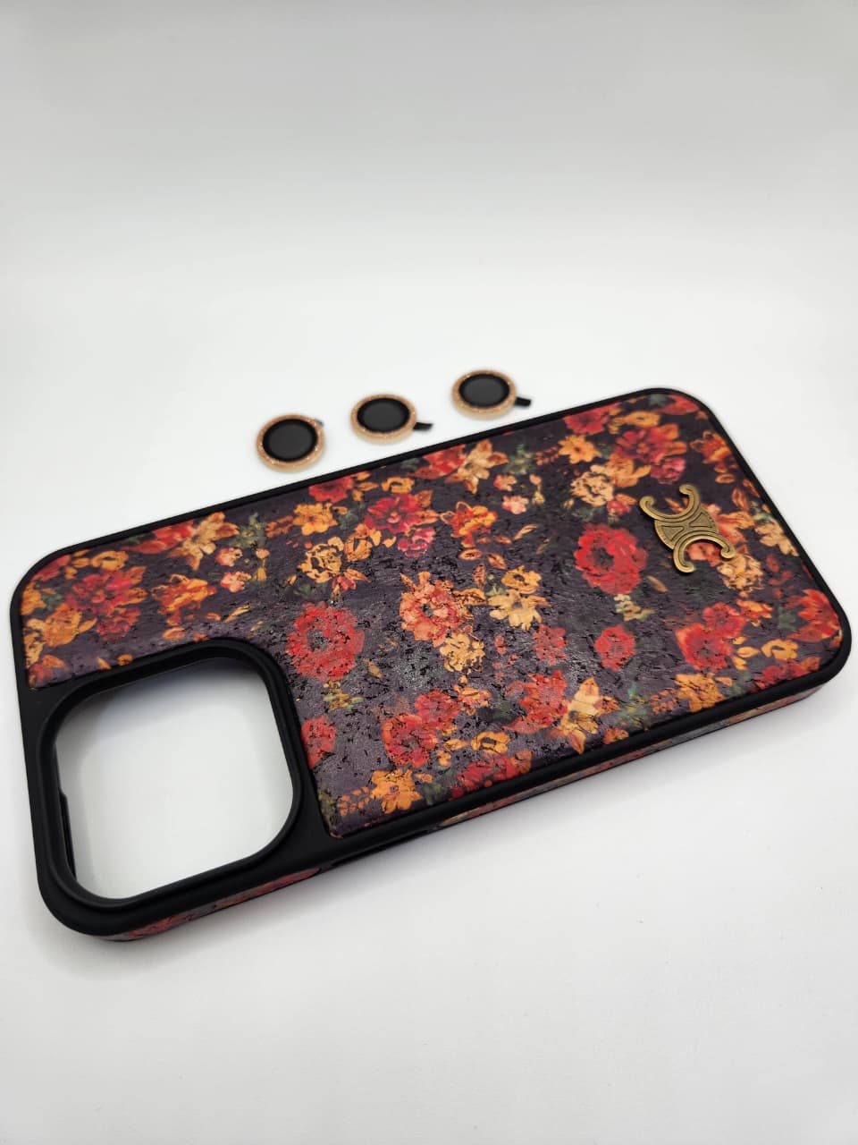 Coque Luxe Fleurie & Papillons – Compatible iPhone 15 pro max