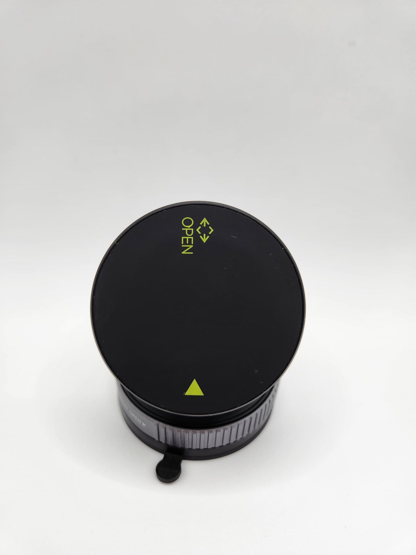 Support Voiture Magnétique Velano – Compatible MagSafe, Réutilisable sans Trace